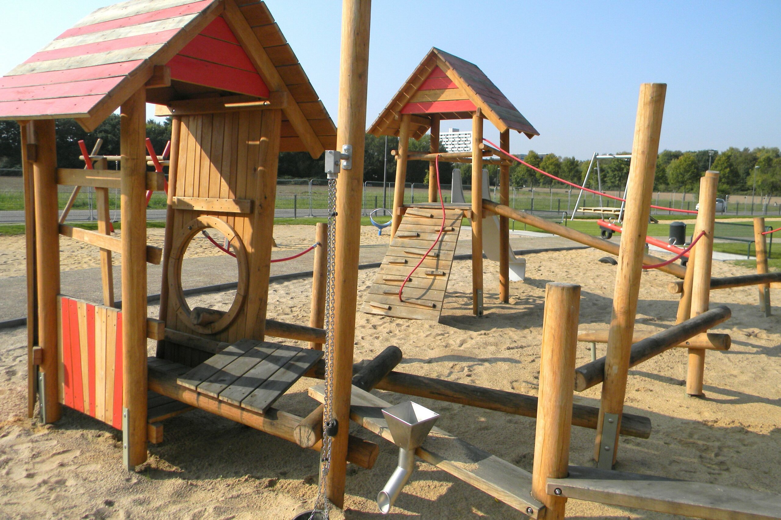 K ln Br ck Astrid Lindgren Allee ZIMMER OBST Spielraumgestaltung