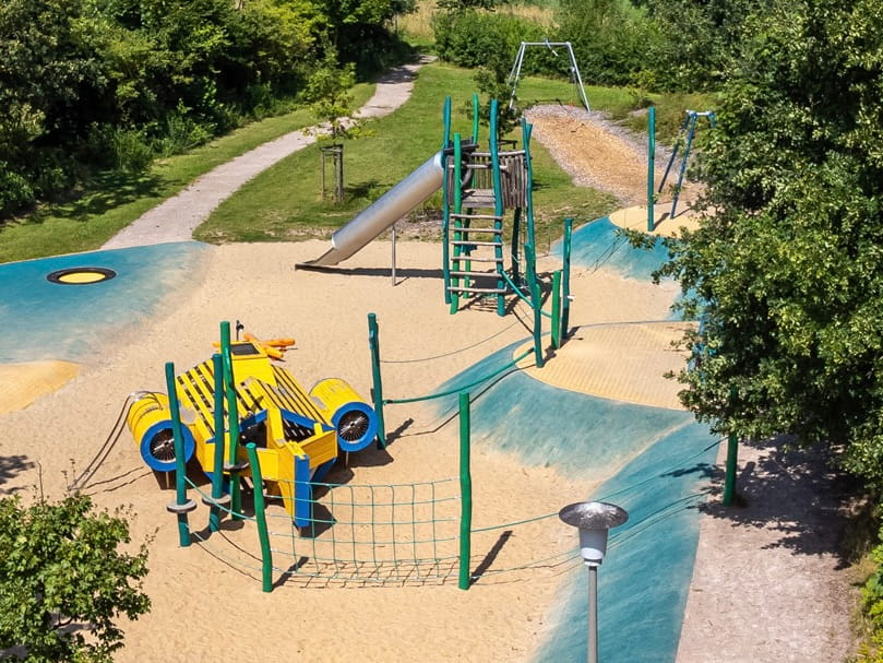 (c)Lichtschwaermer_001_DJI_0273