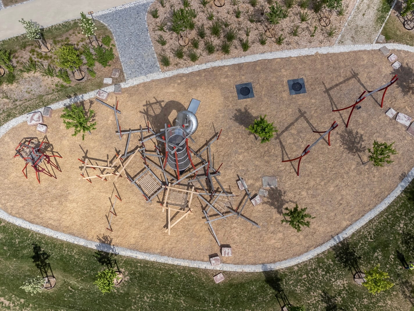 (c)Lichtschwaermer_096_DJI_0155